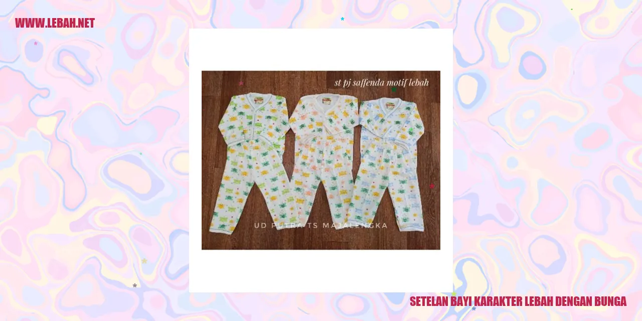 Setelan Bayi Karakter Lebah dengan Bunga